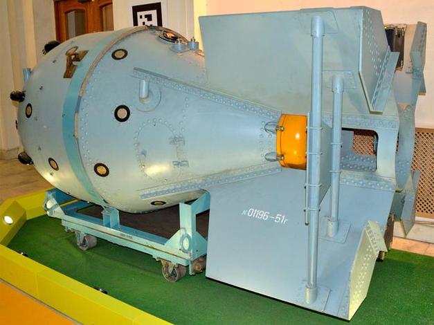 "正义的力量"前苏联第一代国产原子弹研发与装备|核弹|炸药_网易订阅